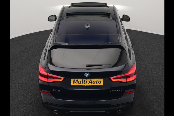 BMW X3 xDrive30e M Sport Plug In Hybrid 292pk Dealer O.H. PHEV | Panodak | Sfeerverlichting | Lederen Sportstoelen Memory & Verwarmd | Stuur Verwarmd | Apple Carplay | Keyless | Cruise Control | Navigatie | DAB | 19"L.M |