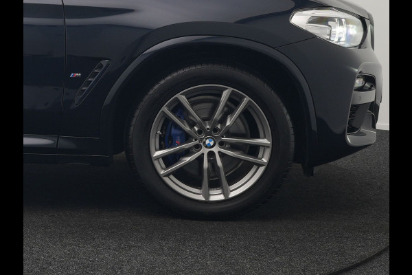 BMW X3 xDrive30e M Sport Plug In Hybrid 292pk Dealer O.H. PHEV | Panodak | Sfeerverlichting | Lederen Sportstoelen Memory & Verwarmd | Stuur Verwarmd | Apple Carplay | Keyless | Cruise Control | Navigatie | DAB | 19"L.M |