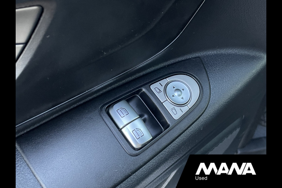 Mercedes-Benz Vito 111CDI Lang L2H1 DC Comfort Airco Cruise control PDC Navigatie i.z.g.st.