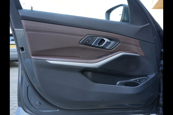 BMW 3 Serie Touring 320e Business Edition Plus | Laserlicht | Keyless | Stoelverwarming | Android/Apple Carplay