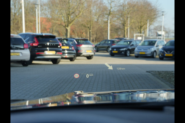 BMW 3 Serie Touring 320e Business Edition Plus | Laserlicht | Keyless | Stoelverwarming | Android/Apple Carplay