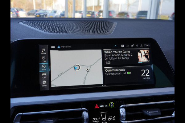BMW 3 Serie Touring 320e Business Edition Plus | Laserlicht | Keyless | Stoelverwarming | Android/Apple Carplay