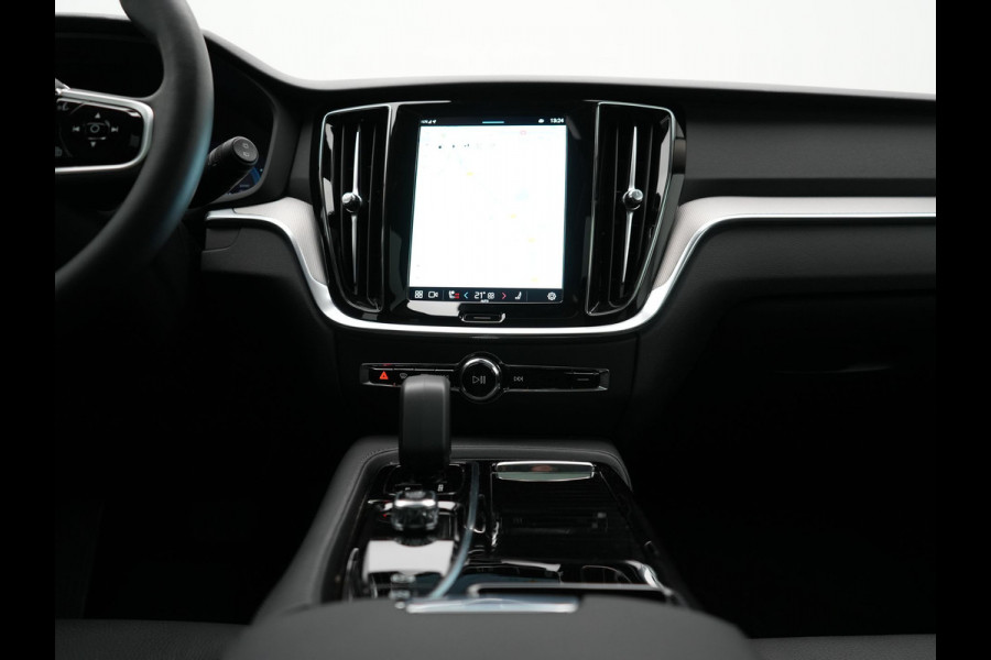 Volvo V60 T6 Recharge AWD LONG RANGE Plus Dark PHEV 350pk Dealer O.H. | Panodak | Adaptive Cruise | 360 Camera | Head Up | Harman&Kardon | Lederen Sportstoelen Memory & Verwarmd | Google Assistent | Stuur Verwarmd | Apple Carplay | Keyless | Blis | Plug In Hybr