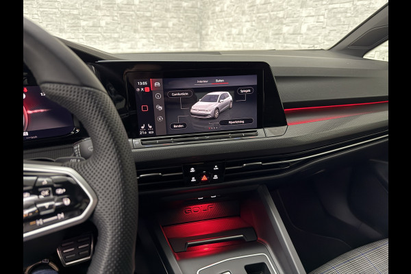 Volkswagen Golf 245 pk GTE Hybrid | IQ-Light | ACC | 19'' | GTI Diffuser | Trekhaak | Stuurwielverwarming | Achteruitrij-Camera | 3-Zone Clima | Carplay | Sfeerverlichting | Draadloos Laden |
