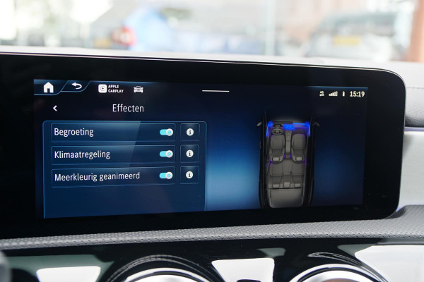 Mercedes-Benz CLA-Klasse Shooting Brake 180 AMG Line *FACELIFT * + 360° / HEAD-UP / BURMESTER / MEMORY