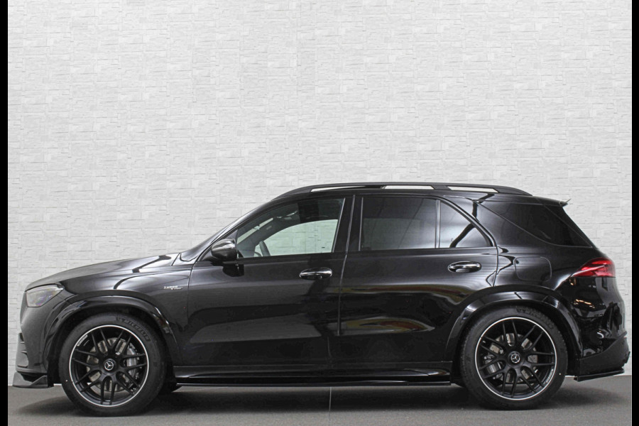 Mercedes-Benz GLE AMG 53 Hybrid 4MATIC+ | Nieuw! | Panorama | Massage | Soft-Close | ACC | 360 Camera | Stoelventilatie | Head-Up | Burmester | Trekhaak | Carbon | Stoelverwarming V+A | 4-Zone Clima | AMG Drive-Unit | ISO & Warmtewerend Glas | 22 Inch | Keyless-Go | Night-Pakket | Memory | Luchtvering | Parfumering | Carplay | Stuurverwarming | Rij assistent pakket + | Bekerhouder Clima | Draadloos Laden |