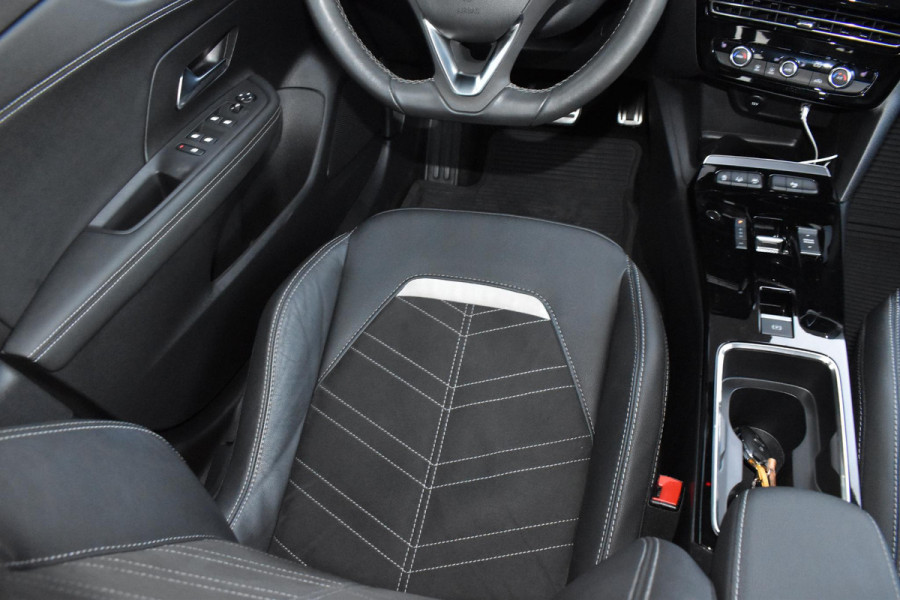 Opel Mokka 1.2 Turbo 130PK Aut. Ultimate | LED | Carplay | Camera | Keyless | Incl. garantie