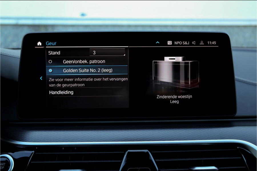 BMW 5 Serie 545e xDrive Individual Soft Close / M-zetels / Leder dashboard /