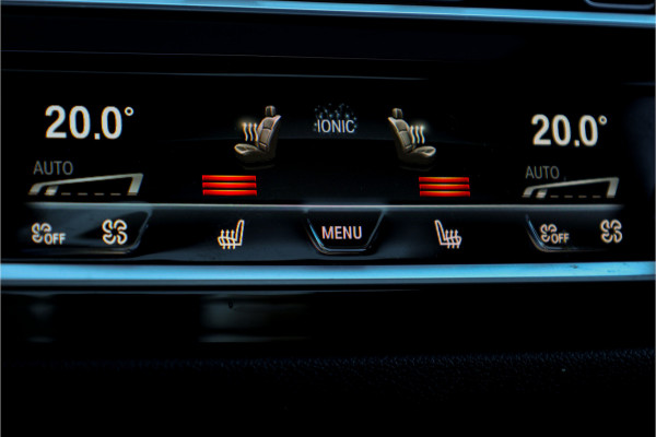 BMW 5 Serie 545e xDrive Individual Soft Close / M-zetels / Leder dashboard /