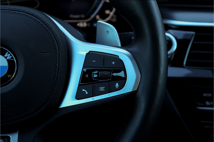 BMW 5 Serie 545e xDrive Individual Soft Close / M-zetels / Leder dashboard /