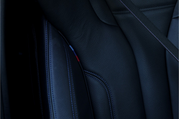 BMW 5 Serie 545e xDrive Individual Soft Close / M-zetels / Leder dashboard /