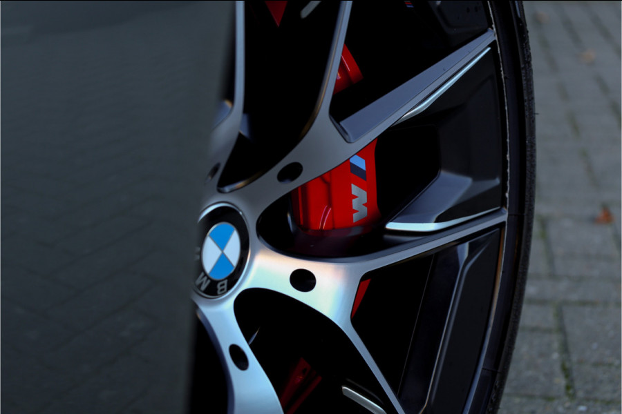 BMW 5 Serie 545e xDrive Individual Soft Close / M-zetels / Leder dashboard /