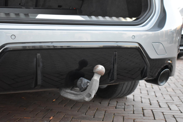 BMW 3 Serie Touring 330e 292PK Aut. M-Sport | LED | Navi | Trekhaak | Camera | Incl. garantie