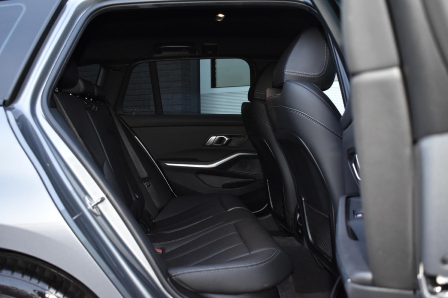 BMW 3 Serie Touring 330e 292PK Aut. M-Sport | LED | Navi | Trekhaak | Camera | Incl. garantie