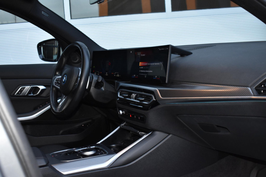 BMW 3 Serie Touring 330e 292PK Aut. M-Sport | LED | Navi | Trekhaak | Camera | Incl. garantie