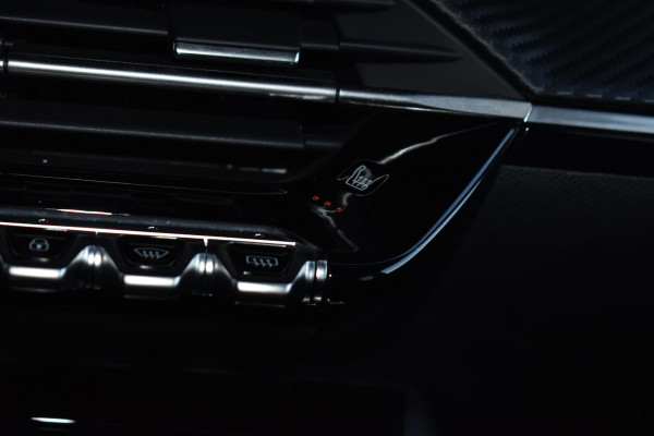 Peugeot 208 1.2 PureTech 100PK Allure Pack | Carplay | Camera | Stoelverw. | Incl. garantie