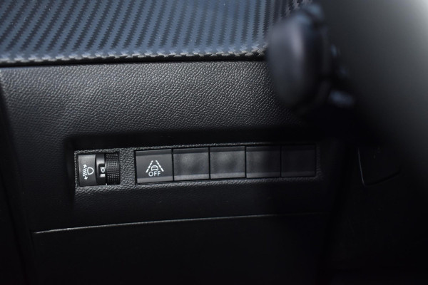 Peugeot 208 1.2 PureTech 100PK Allure Pack | Carplay | Camera | Stoelverw. | Incl. garantie