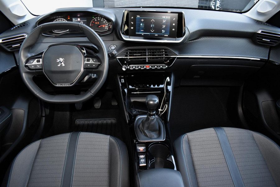 Peugeot 208 1.2 PureTech 100PK Allure Pack | Carplay | Keyless | Stoelverw. | Camera | Incl. garantie