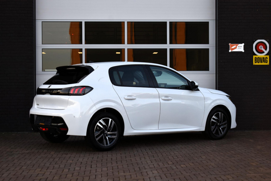 Peugeot 208 1.2 PureTech 100PK Allure Pack | Carplay | Keyless | Stoelverw. | Camera | Incl. garantie