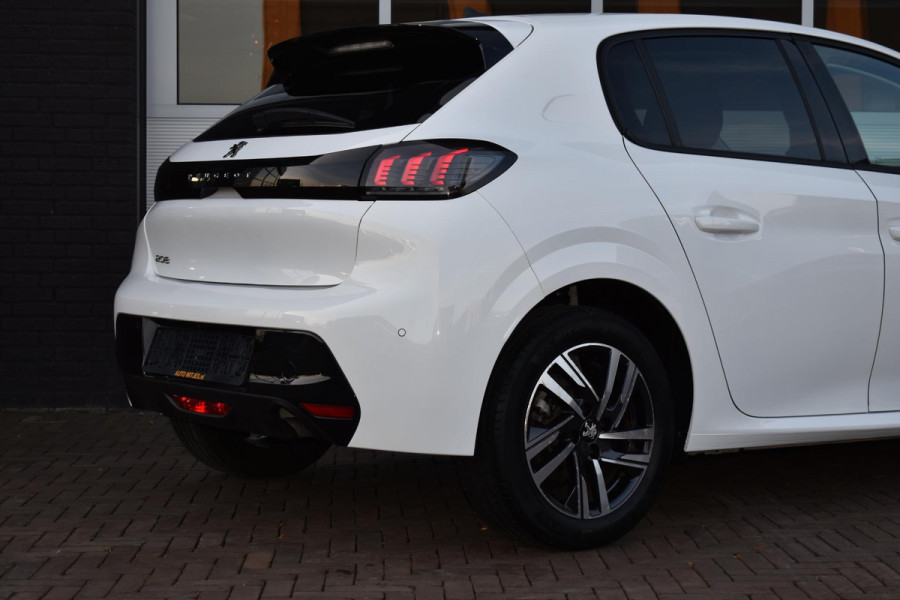 Peugeot 208 1.2 PureTech 100PK Allure Pack | Carplay | Keyless | Stoelverw. | Camera | Incl. garantie