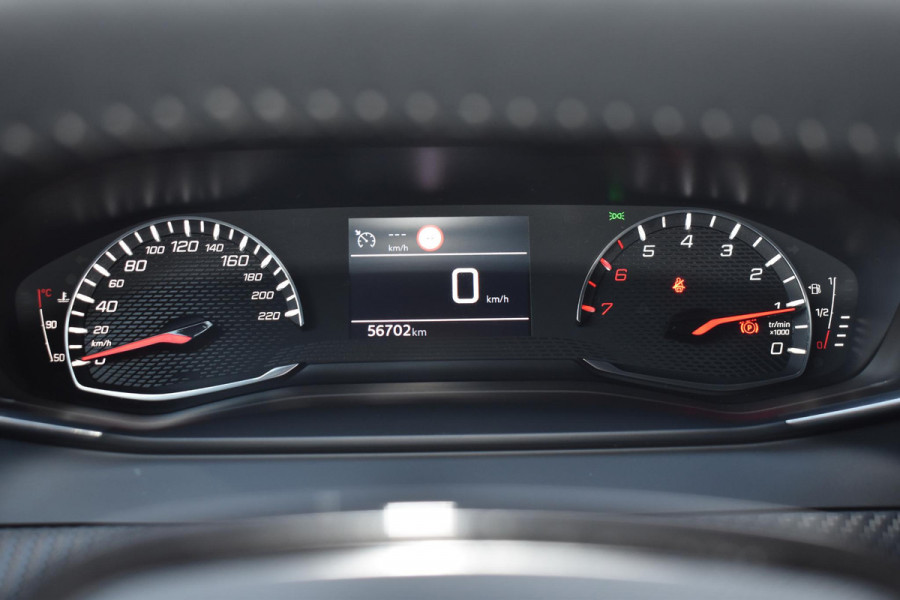 Peugeot 208 1.2 PureTech 100PK Allure Pack | Carplay | Keyless | Stoelverw. | Camera | Incl. garantie