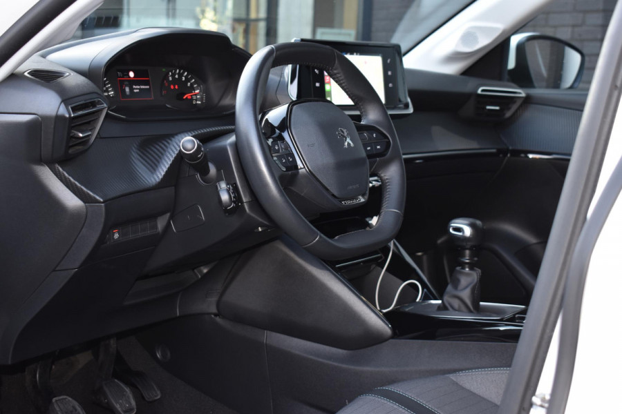 Peugeot 208 1.2 PureTech 100PK Allure Pack | Carplay | Keyless | Stoelverw. | Camera | Incl. garantie