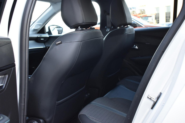 Peugeot 208 1.2 PureTech 100PK Allure Pack | Carplay | Keyless | Stoelverw. | Camera | Incl. garantie