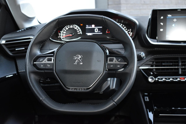 Peugeot 208 1.2 PureTech 100PK Allure Pack | Carplay | Keyless | Stoelverw. | Camera | Incl. garantie