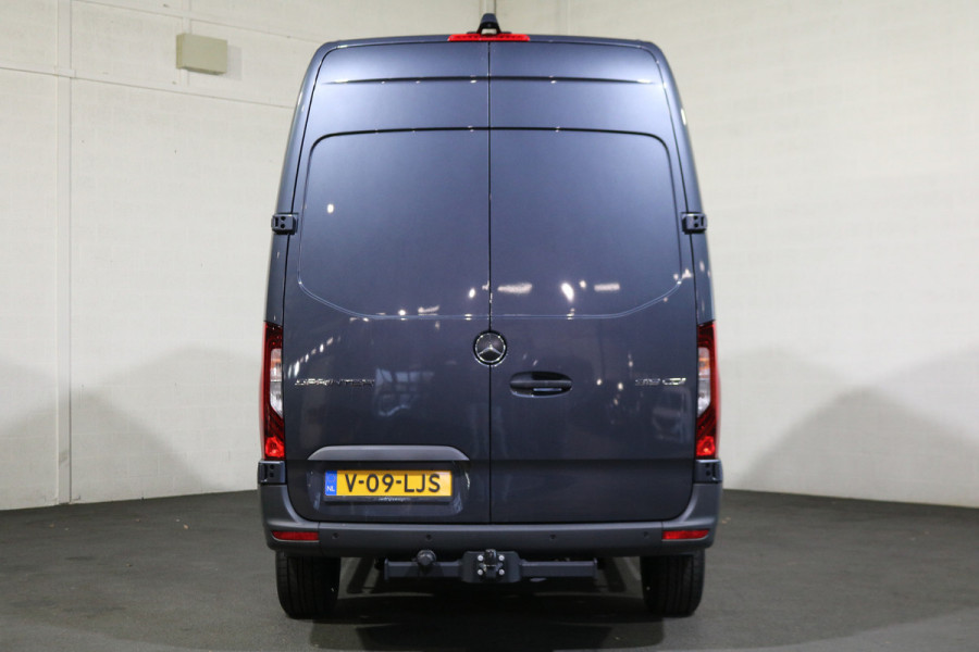 Mercedes-Benz Sprinter 319 CDI L2 H2 Airco Navigatie 3.5T Trekhaak Camera Adap. Cruise