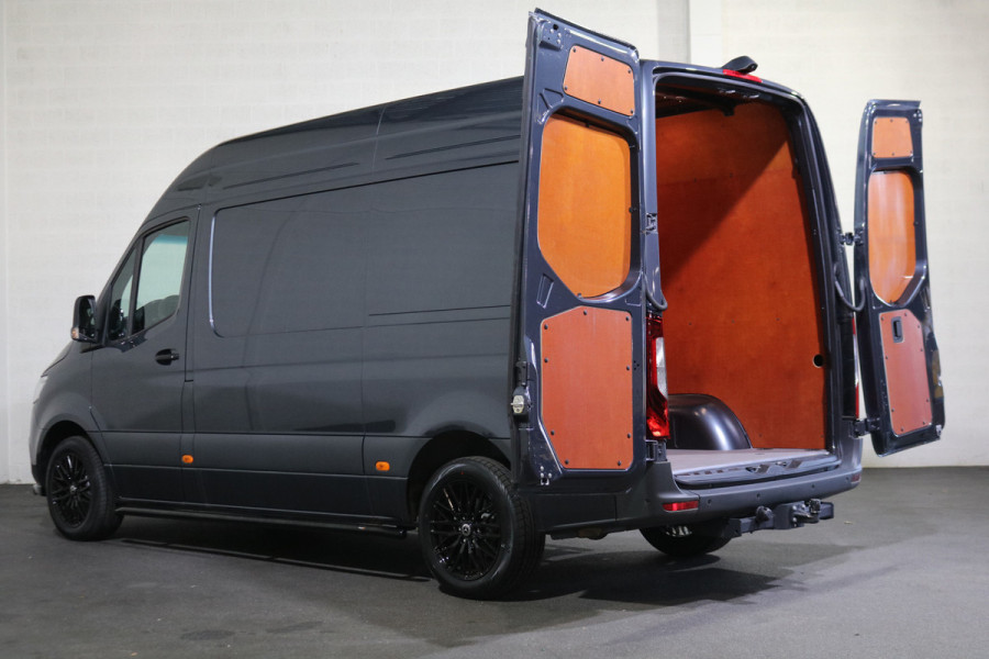 Mercedes-Benz Sprinter 319 CDI L2 H2 Airco Navigatie 3.5T Trekhaak Camera Adap. Cruise