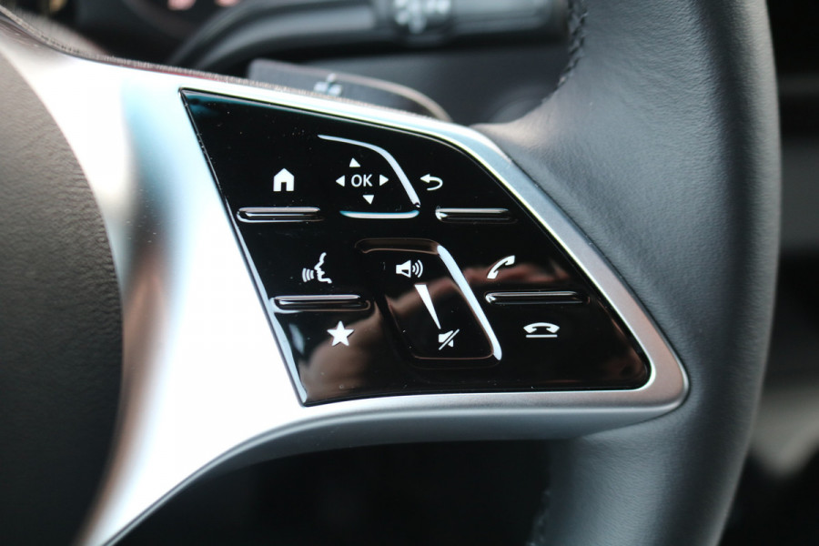 Mercedes-Benz Sprinter 319 CDI L2 H2 Airco Navigatie 3.5T Trekhaak Camera Adap. Cruise