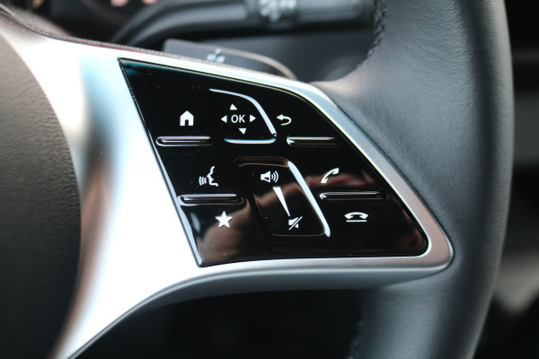 Mercedes-Benz Sprinter 319 CDI L2 H2 Airco Navigatie 3.5T Trekhaak Camera Adap. Cruise