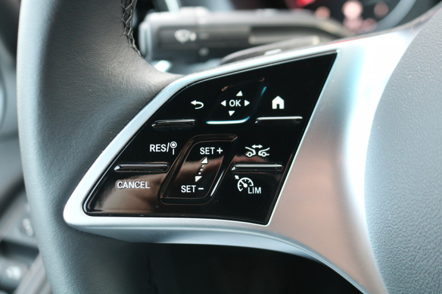 Mercedes-Benz Sprinter 319 CDI L2 H2 Airco Navigatie 3.5T Trekhaak Camera Adap. Cruise