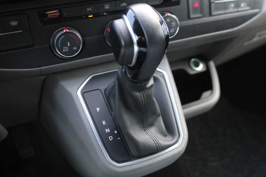 Volkswagen Transporter 2.0 TDI 150pk L2 H1 DC Bulli Automaat