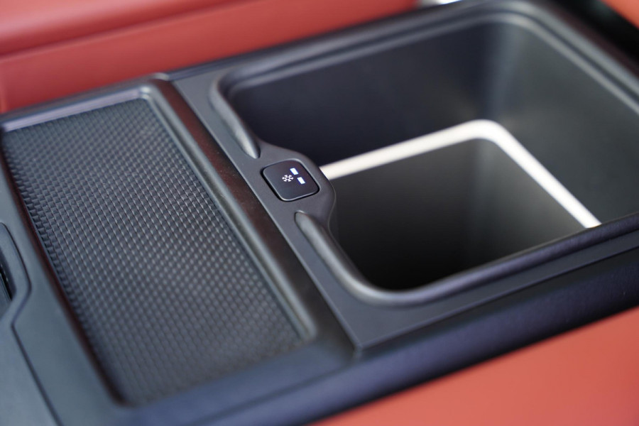 Land Rover Range Rover P 615 SV / Bespoke Interieur / NL-Auto