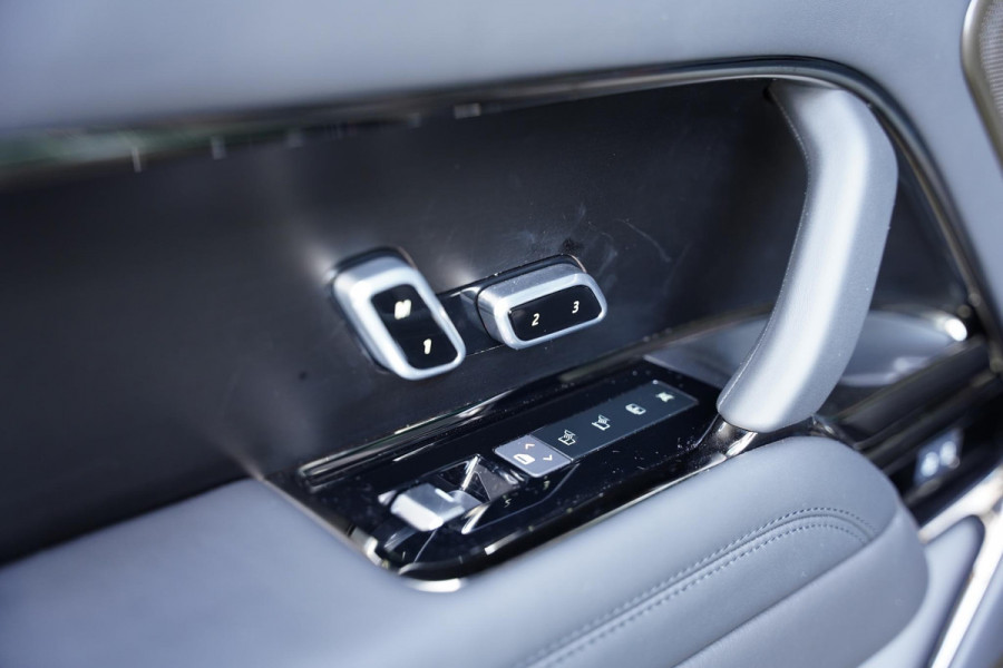 Land Rover Range Rover P 615 SV / Bespoke Interieur / NL-Auto