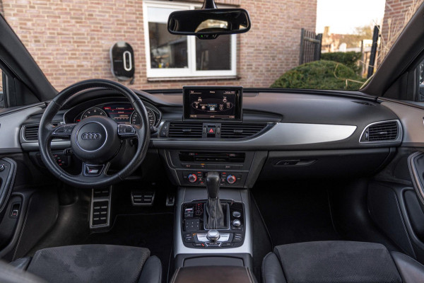 Audi A6 Avant 1.8 TFSI ultra Advance Sport 190 PK S-Line Full LED 19''
