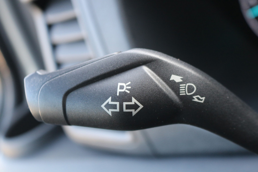 Ford Transit Custom 2.0 TDCI L1 H1 Trend Automaat