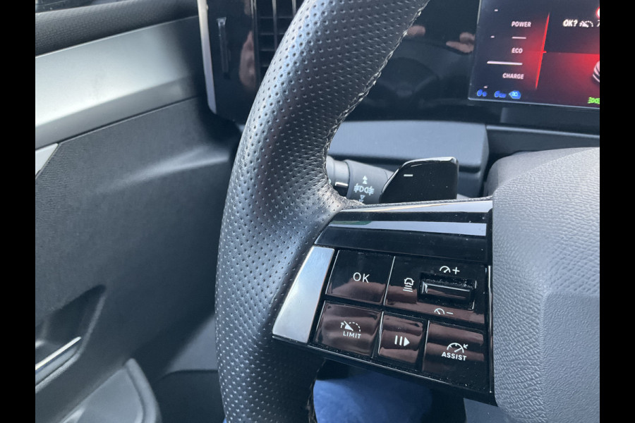 Opel Astra Sports Tourer 1.6 Turbo 260pk Hybrid PHEV Carplay Sensoren voor/achter Dab Adaptieve cruise