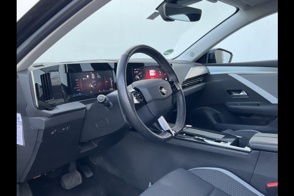 Opel Astra Sports Tourer 1.6 Turbo 260pk Hybrid PHEV Carplay Sensoren voor/achter Dab Adaptieve cruise