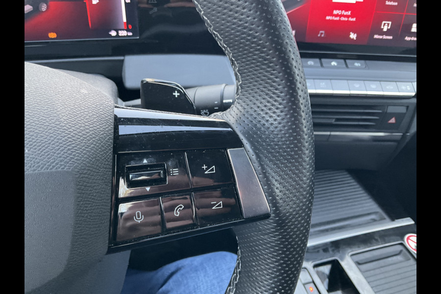 Opel Astra Sports Tourer 1.6 Turbo 260pk Hybrid PHEV Carplay Sensoren voor/achter Dab Adaptieve cruise