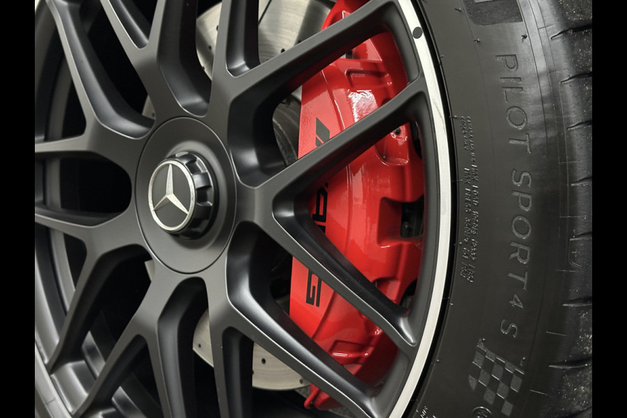 Mercedes-Benz GLE Coupé AMG 53 Full-Option | Carbon | Leder-Exclusief | Massage | Soft-Close | Stoelventilatie | 360 Camera | Panorama | ACC | Treeplanken Verlicht | Stoelverwarming V+A | Head-Up | Burmester | Trekhaak | Luchtvering | AMG Drive-Unit | Alcantara-Carbon Stuur | 4-Zone Clima | Rode Gordels | Berker Clima | 22 inch | Stuurwielverwarming |