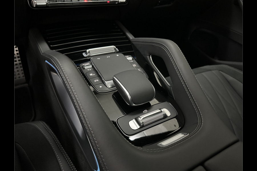 Mercedes-Benz GLE Coupé AMG 53 Full-Option | Carbon | Leder-Exclusief | Massage | Soft-Close | Stoelventilatie | 360 Camera | Panorama | ACC | Treeplanken Verlicht | Stoelverwarming V+A | Head-Up | Burmester | Trekhaak | Luchtvering | AMG Drive-Unit | Alcantara-Carbon Stuur | 4-Zone Clima | Rode Gordels | Berker Clima | 22 inch | Stuurwielverwarming |