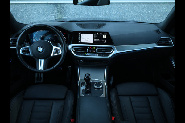 BMW 3-serie 330e M Sport HiFi / 19 inch / M-Sport remmen / Leder /