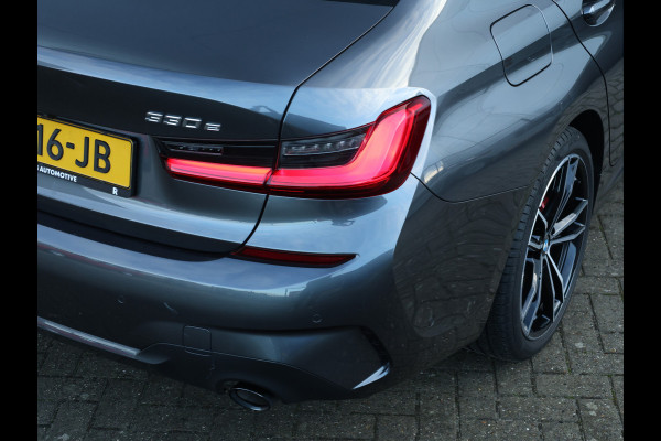 BMW 3-serie 330e M Sport HiFi / 19 inch / M-Sport remmen / Leder /