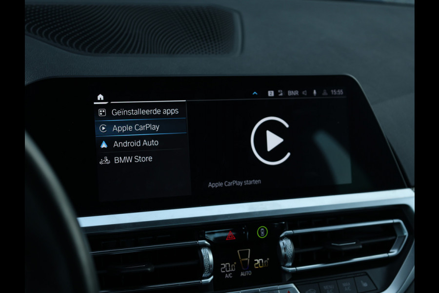 BMW 3-serie 330e M Sport HiFi / 19 inch / M-Sport remmen / Leder /