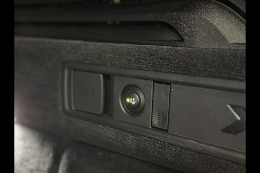 BMW X5 45e | M Sportseats | Frozen Black | Carbon | 360 Camera | Skylounce | ACC | Stoel Massage & Ventilatie | Indiv. Leder | Laser-LE Softclose | Achterasbesturing | Glasapplicatie | Stuur en achterbank verwarming | TH | 4-Zone | Isolatieglas | 22" | Bovag garantie.