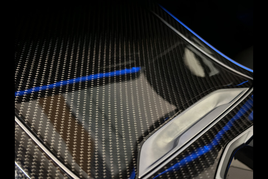 BMW X5 45e | M Sportseats | Frozen Black | Carbon | 360 Camera | Skylounce | ACC | Stoel Massage & Ventilatie | Indiv. Leder | Laser-LE Softclose | Achterasbesturing | Glasapplicatie | Stuur en achterbank verwarming | TH | 4-Zone | Isolatieglas | 22" | Bovag garantie.