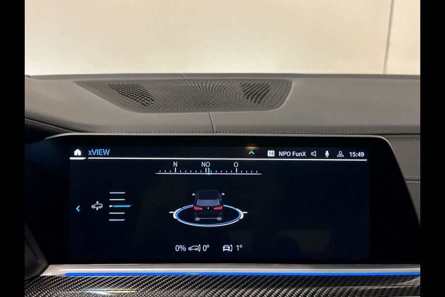 BMW X5 45e | M Sportseats | Frozen Black | Carbon | 360 Camera | Skylounce | ACC | Stoel Massage & Ventilatie | Indiv. Leder | Laser-LE Softclose | Achterasbesturing | Glasapplicatie | Stuur en achterbank verwarming | TH | 4-Zone | Isolatieglas | 22" | Bovag garantie.