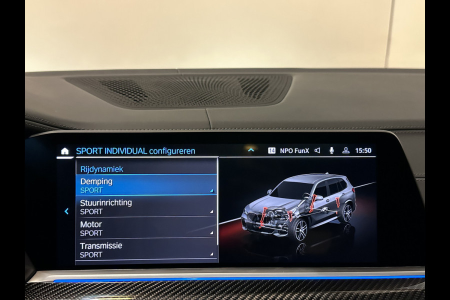 BMW X5 45e | M Sportseats | Frozen Black | Carbon | 360 Camera | Skylounce | ACC | Stoel Massage & Ventilatie | Indiv. Leder | Laser-LE Softclose | Achterasbesturing | Glasapplicatie | Stuur en achterbank verwarming | TH | 4-Zone | Isolatieglas | 22" | Bovag garantie.